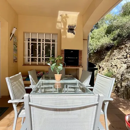 In With Private Pool & Nearby Villa Begur